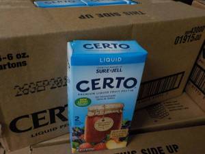 lot 289 image: Case of 16 - 6 oz Boxes Certo Pecti...