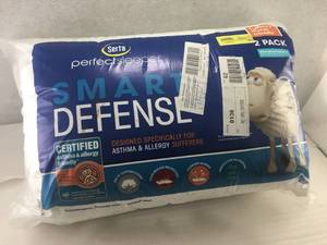 Brand New Two Pack Serta Perfect Sleeper Queen Size Bed Pillows