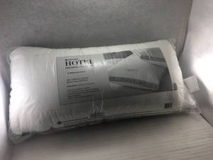 Brand New Two Pack Hotel Premier Collection King Pillows
