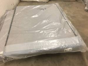 Brand New Sealy 5 Low Profile StableSupport Queen Box Spring