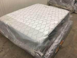 Brand New Sealy Response Performance Curtain Call Plush Pillowtop Queen Mattress