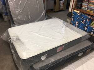 lot 3 image: Brand New Sealy Response Essentials Faithful Plush Queen Mattress