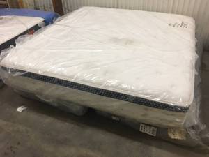 lot 16 image: Brand New WinkBed Luxury Firm The PLUS King Mattress