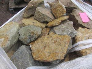 lot 46 image: Mixed limestone...