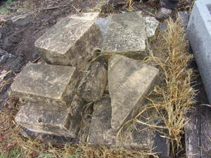 lot 95 image: Mankato limestone...