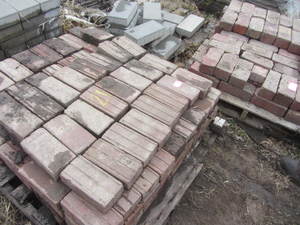 lot 21 image: Clay brick, pallet with 7 layers...