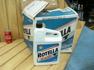 lot 60 image: Case Rotella Heavy Duty 15w-40 Motor Oil