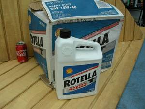 lot 61 image: Case Rotella Heavy Duty 15w-40 Motor Oil
