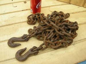 lot 55 image: Log Chain 12