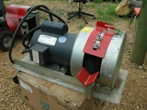 lot 30 image: Northern Tool Heavy Duty Wire Wheel