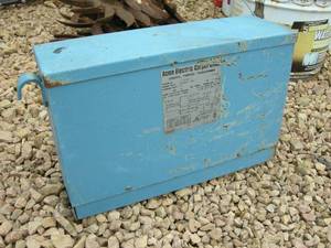 lot 28 image: Acme Electric Transformer