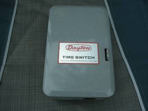 lot 25 image: Dayton 24hr Time Switch