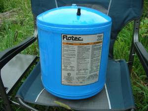 lot 13 image: Flotec In-Line Water System Tank