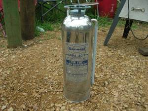 lot 11 image: General Soda-Acid Fire Extinguisher