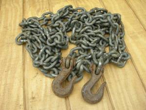 lot 20 image: Log Chain 14