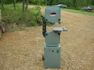 lot 3 image: Wood Cutting Band Saw