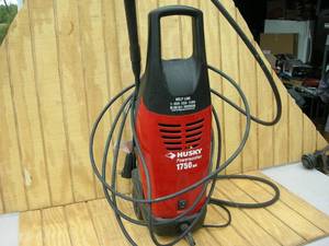 lot 65 image: Husky Pressure Washer