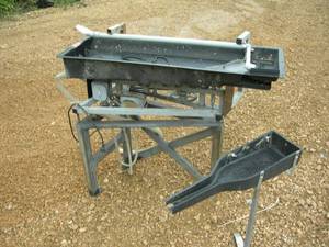 lot 70 image: Gold Mining Shaker Table