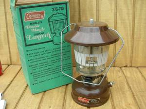 lot 98 image: Coleman Gas Lantern