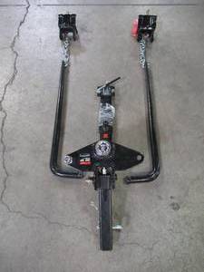lot 49 image: Curt MV Round Bar Weight Distribution Hitch (10K - 14K lbs., 31-316 Bars) 17057