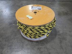 lot 55 image: Everbilt 12 in. x 300 ft. Polypropylene Twist Rope, Black and Yellow 70350