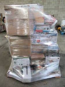 lot 219 image: WHOLESALE MIXED PALLET OF LIGHTING AND OUTDOOR POWER