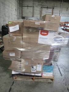 lot 223 image: WHOLESALE MIXED PALLET OF LIGHTING AND CEILING FANS