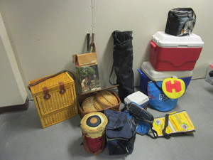 lot 127 image: PICNIC BASKETS, BADMINTON RACKETS, COOLERS, PORTABLE CAMP CHAIR, MORE