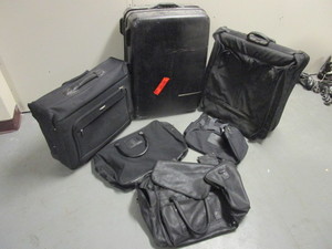 lot 138 image: SAMSONITE HARD-SIDE LUGGAGE CASE, OTHER ASSORTED LUGGAGE, FORECAST AND RHW-BRANDS