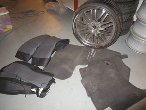 lot 144 image: HONDA ACCORD COUPE LEATHER SEAT COVERS - NEW, PORSCHE FLOOR MATS, RIM