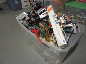 lot 153 image: LEGOS