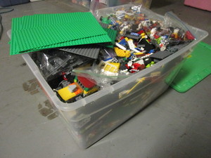 lot 154 image: LEGOS