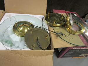 lot 164 image: ELAN HANGING LIGHTS, IONIC BREEZE QUADRA SILENT AIR PURIFIER