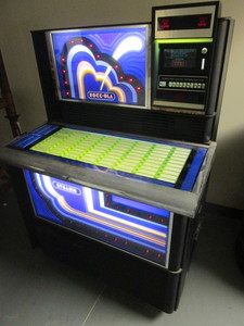 lot 100 image: ROCK-OLA 1970s  SYBARIS JUKEBOX