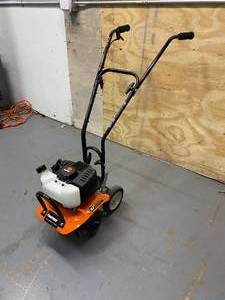 lot 61 image: POWERMATE 43cc Engine8 Tines Cultivator