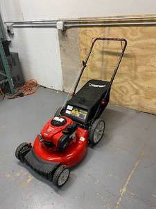 lot 63 image: TROY-BILT 21 in. 140 cc 550ex Series Briggs & Stratton Gas Walk Behind Push Mower with 2-in-1 Cutting TriAction Cutting System