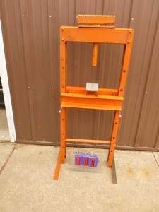 lot 3 image: New shop press frame. Needs to be assembled. No jack. As shown.