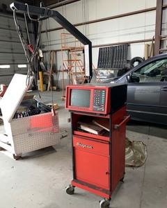 lot 13 image: Snap-On Oscilloscope with Cables and Manuals