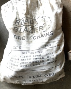 lot 23 image: New Road Blazer Tire Chains for Light Trucks