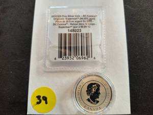 2015 Canada $20.00 Superman .9999 Silver Coin