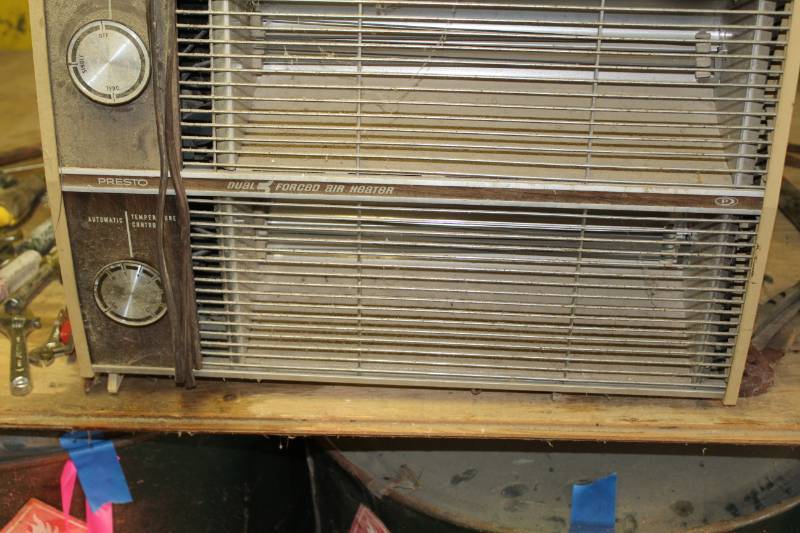 Presto Dual Forced Air Heater | Independence Farm Estate Sale #1 | K-BID