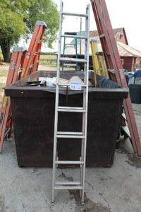 lot 53 image: Aluminum Extension Ladder 16