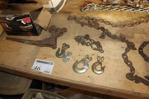 lot 46 image: Chains, Chain Hooks