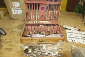 lot 123 image: Nakens Tarnish Proof Silverware Set with Case