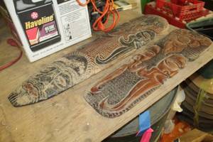 lot 150 image: Lot of (2) Decorative Wood Carving Wall Art