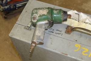 lot 158 image: Pneumatic Impact Wrench