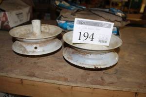 lot 194 image: Lot of (2) Wheelbarrow Rims 9