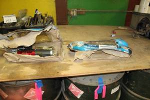 lot 195 image: Lot of (2) Lucas Heavy Duty Pistol Grip Grease Gun