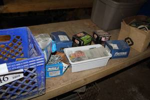 lot 246 image: Fasteners