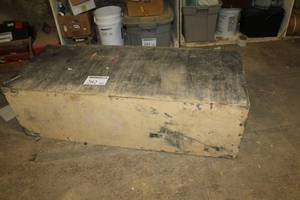 lot 282 image: Wooden Storage Box with Hinged Lid